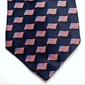 Stonehenge American Flag men's tie, NWT